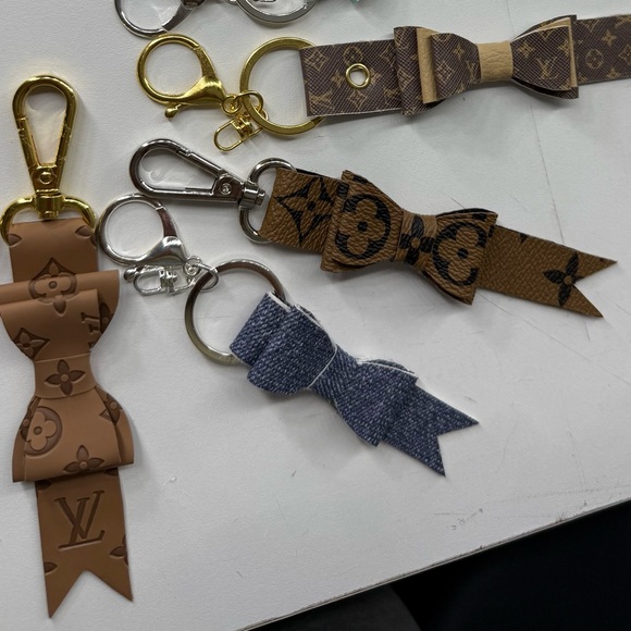 Handmade fashion keychain - Picture 4 of 4